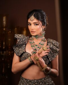 
Hazoorilal Solitaire Jewellery