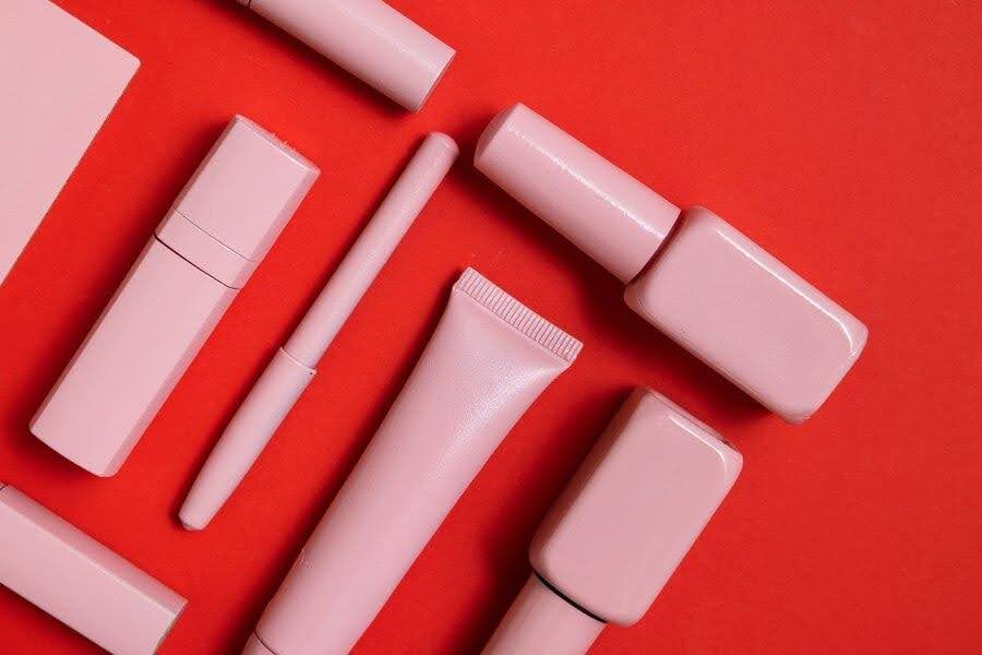 Understanding-the-Benefits-of-Custom-Lipstick-Boxes