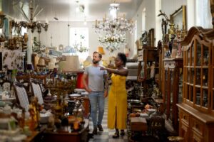 Second-Hand Furniture Market in Abu Dhabi