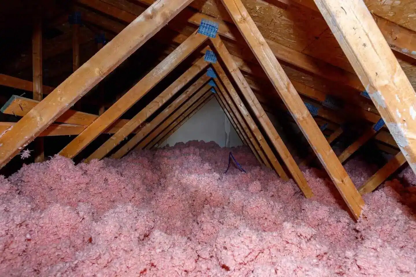 Blown-in insulation services